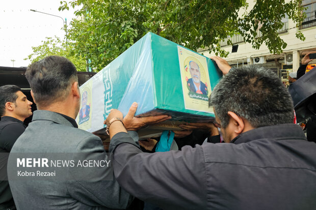 تشییع پیکر جانباز شهید «حمیدرضا مباشری» در مشهد