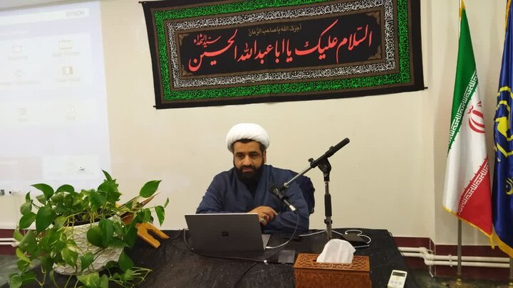 پشتوانه مردمی کلید اقتدار رهبری در نظام اسلامی است پشتوانه مردمی کلید اقتدار رهبری در نظام اسلامی است