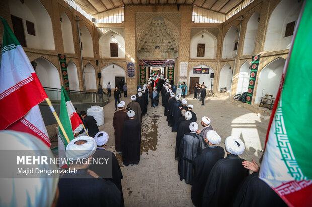 آیین عزاداری سیزدهم محرم در مسجد ملااسماعیل یزد