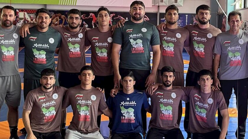 Iran's junior wrestlers win Asian Championships with 9 medals