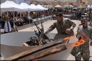 30 PKK'lı silahlarını yaktı