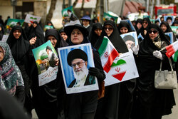 Rasht people support Iran Armed Forces on Wrath Friday