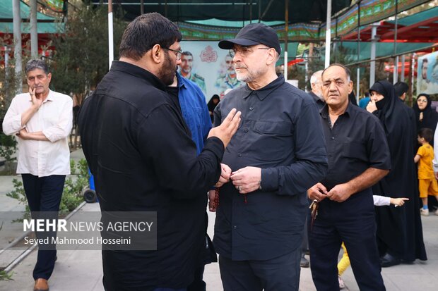 حضور محمدباقر قالیباف بر مزار شهدای تهاجم رژیم صهیونیستی