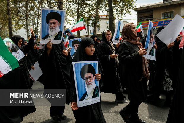 راهپیمایی «جمعه خشم و نصر» در رشت