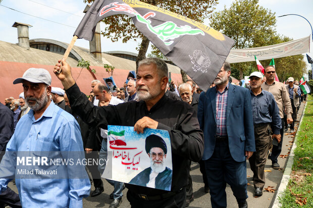 راهپیمایی «جمعه خشم و نصر» در رشت