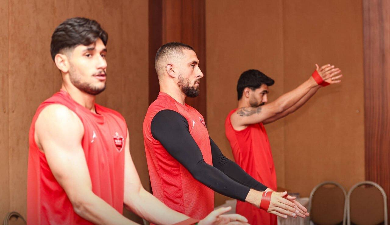 بدنسازي،سرخپوشان،پرسپوليس