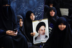 بانوان مؤمن ایرانی پاسداران عزت و استقلال در جنگ نرم هستند