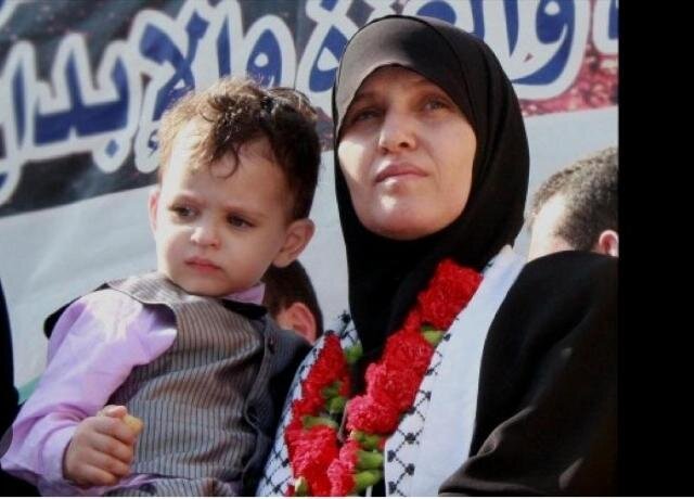 Dünyanın en küçük eski esiri Gazze’deki saldırılarda şehit oldu