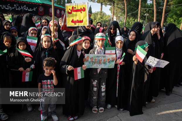 تجدید میثاق بانوان شهرستان شاهرود با ولایت
لشکر زینبیون