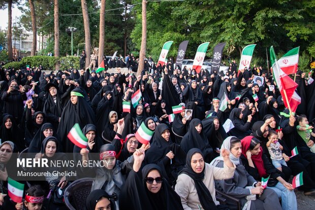 تجدید میثاق بانوان شهرستان شاهرود با ولایت
لشکر زینبیون