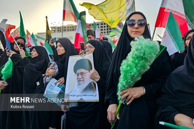 راهپیمایی «اقتدار ملی، غیرت دینی» در مشهد