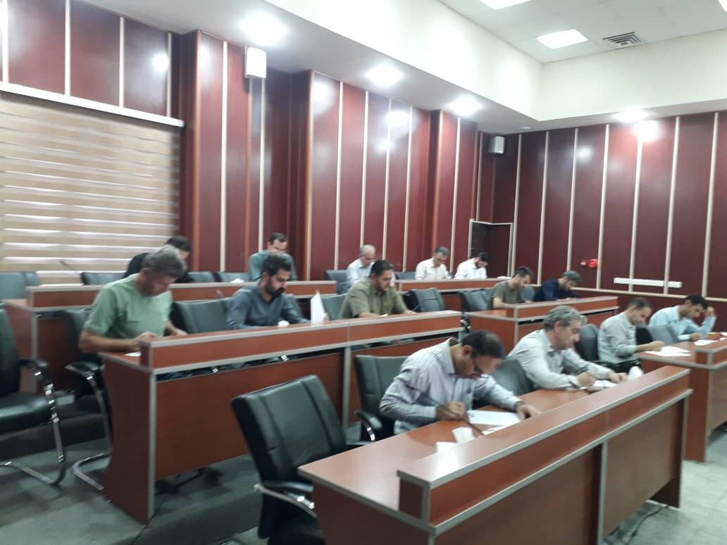 برگزاری آزمون پایان دوره عمومی کارآموزان مرکز کارشناسان رسمی لرستان 2