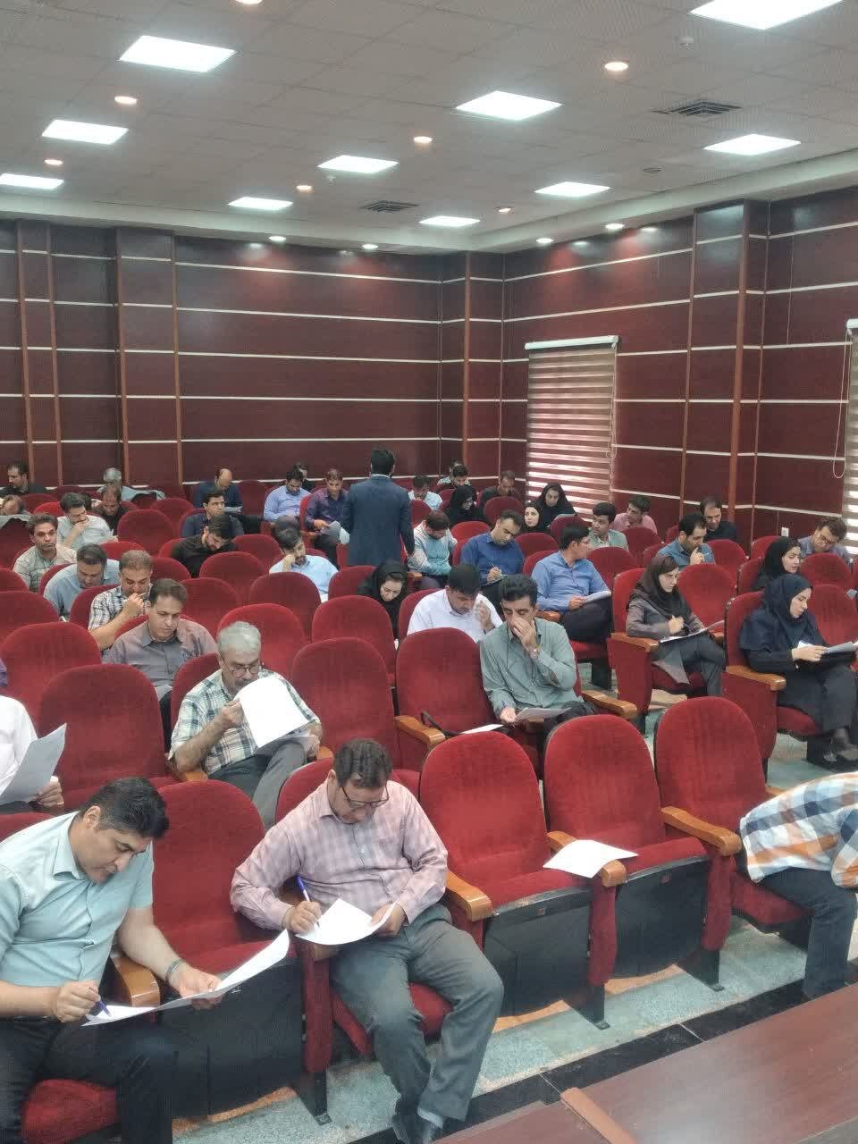 برگزاری آزمون پایان دوره عمومی کارآموزان مرکز کارشناسان رسمی لرستان 3