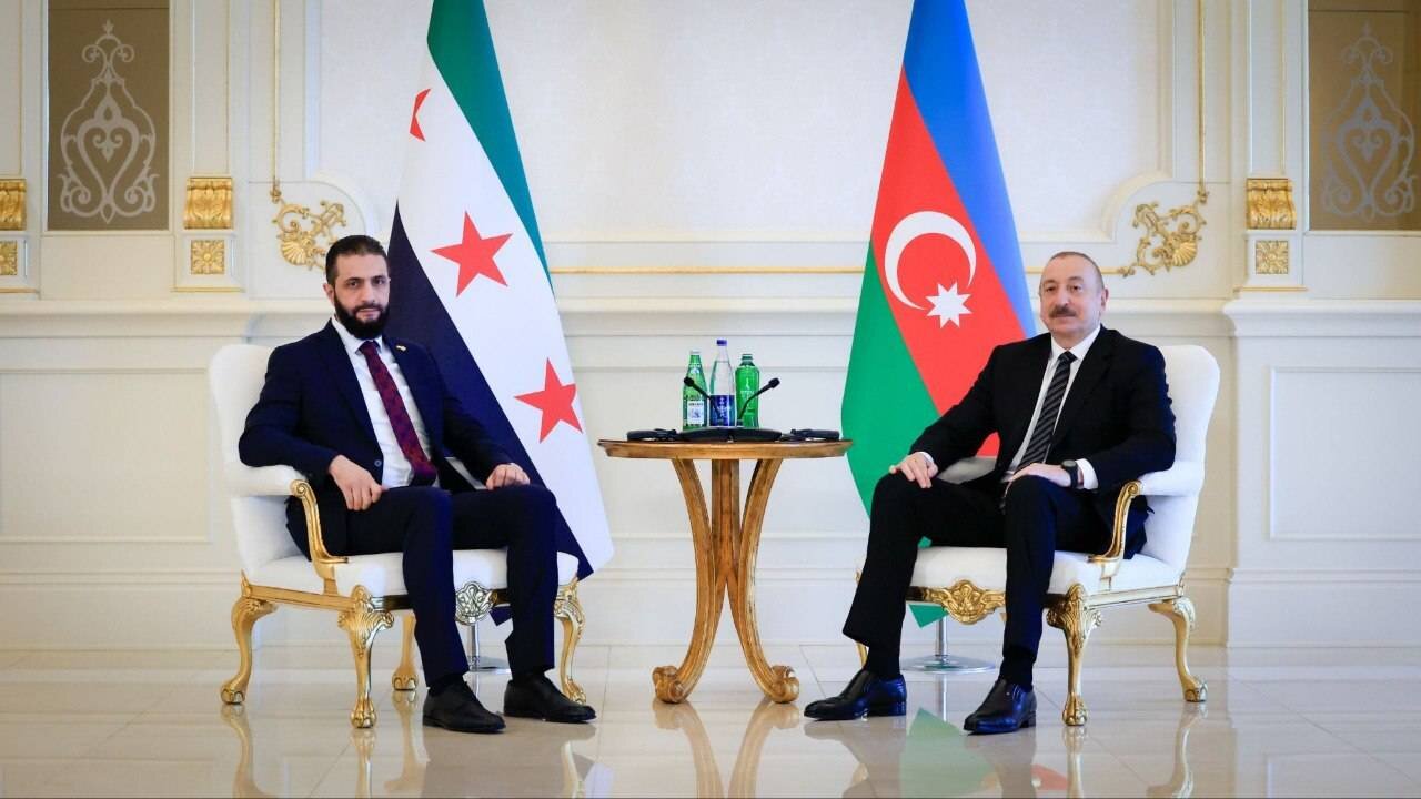 دیدار «جولانی» با «الهام علی‌اف» در باکو+ عکس