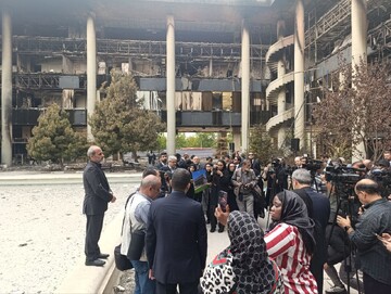 IRIB head hosts foreign envoys visiting premise hit by Israel