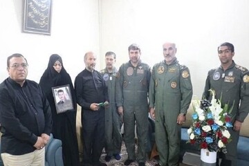 خانواده‌های شهدای جنگ تحمیلی ۱۲ روزه در اقتدار کشور شریک هستند