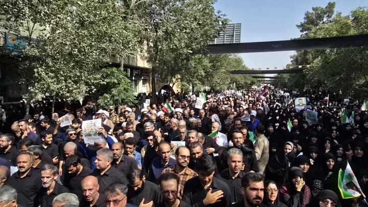 تشييع شهداء العدوان الصهيوني في كاشان