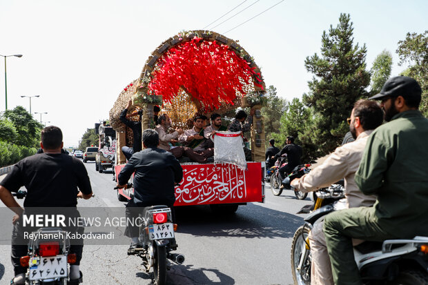 تشییع پیکر ۷ شهید اقتدار ایران در کاشان
