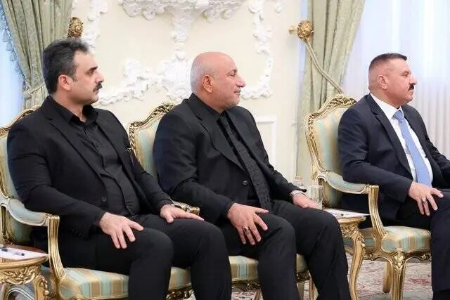 الرئيس الايراني يستقبل وزير الداخلية العراقي