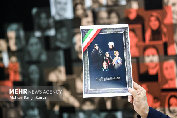 نشست خبری رئیس بنیاد شهید و امور ایثارگران