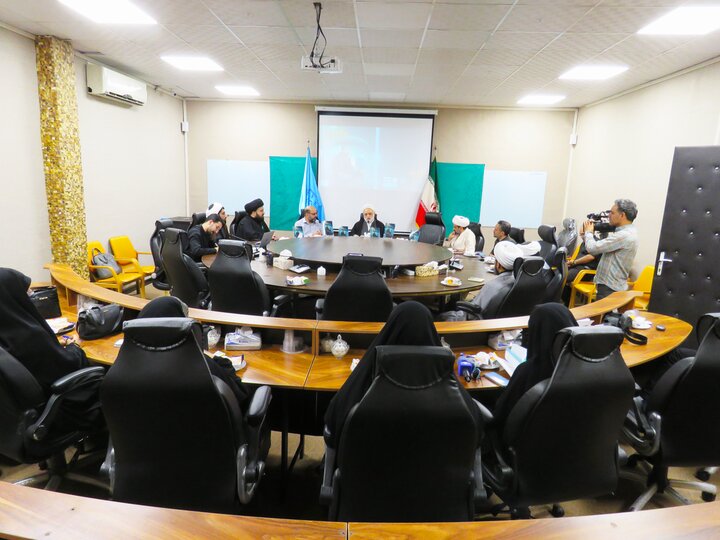 تأکید بر احیای تعادل میان محبت و اقتدار در نقش تربیتی پدران