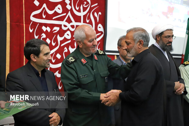 گرامیداشت شهدای اقتدار و امنیت فراجا در همدان