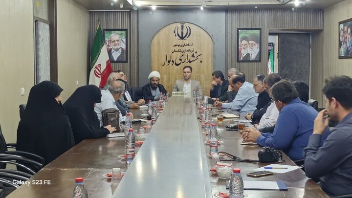 رئیسعلی دلواری نماد ملی است