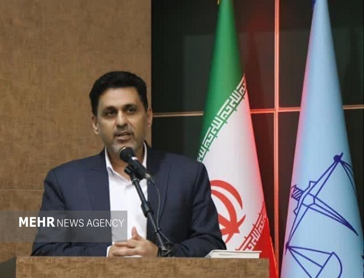 طرح تبدیل فوری اسناد دفترچه‌ای به تک‌برگ اجرایی می شود