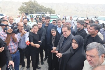 بازدید وزیر راه و شهرسازی از قطعه رانشی ماربره جاده ایلام -مهران