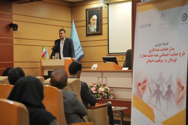 کاظمی: خانواده، مهمترین پادمان و بنیاد برای حمایت از کودکان است