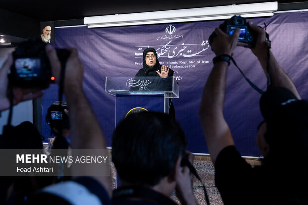 نشست خبری سخنگوی دولت 9