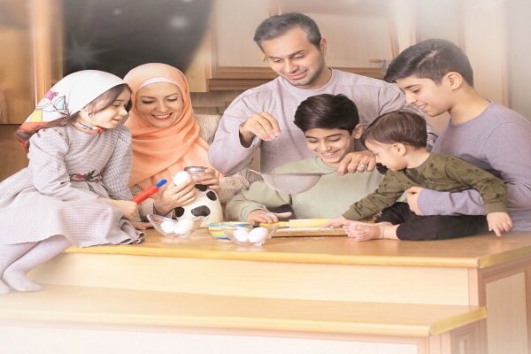 حمایت مرد از زن در خانه؛ الگویی برای سبک زندگی ایمانی