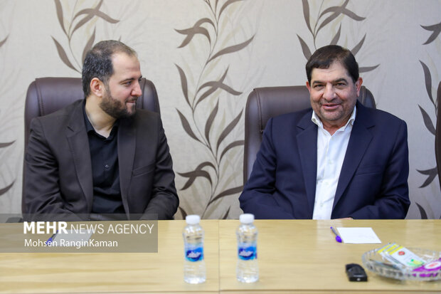 بازدید محمد مخبر از یک شرکت دانش بنیان فعال در حوزه فناوری اطلاعات