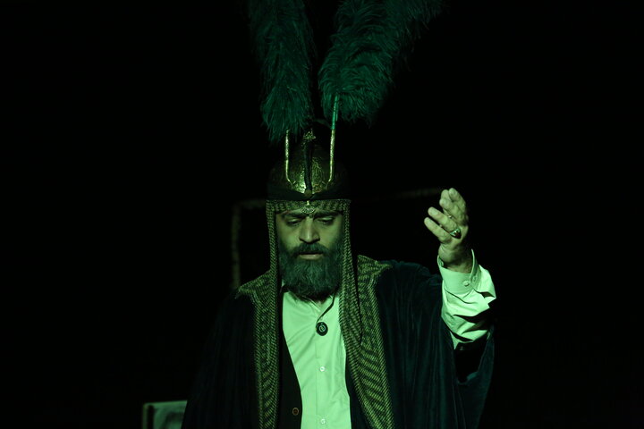 دومین رویداد «تکگویی عاشورایی ۷۳» در سه بخش در قم در حال برگزاری است