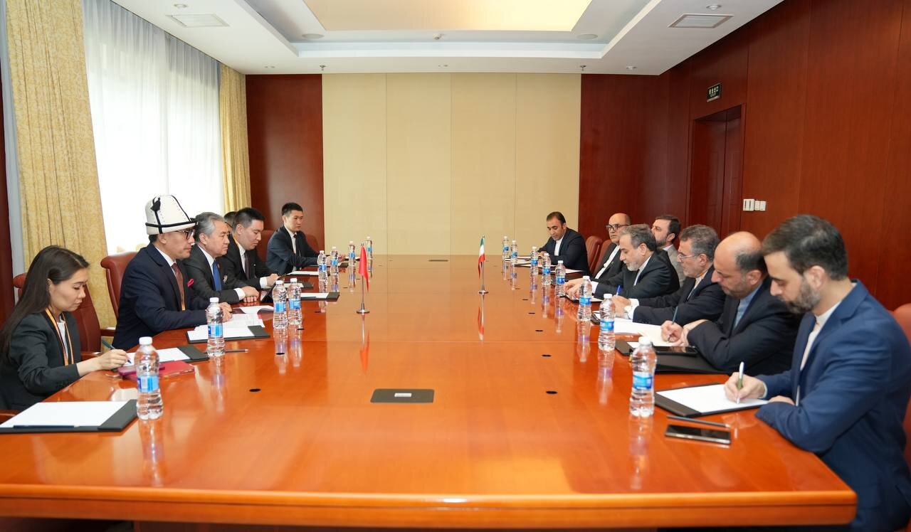 دیدار وزرای خارجه ایران و قرقیزستان درحاشیه نشست سازمان همکاری شانگهای دیدار وزرای خارجه ایران و قرقیزستان درحاشیه نشست سازمان همکاری شانگهای