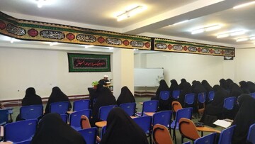علم و طلبگی نیازمند تلاش مستمر و استقامت است