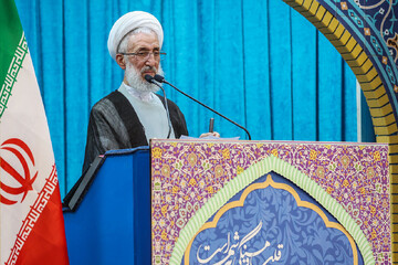 خطيب جمعة طهران: حرب الـ 12 يوما المفروضة جسدت وحدة الأمة، وعظمة القيادة الدينية