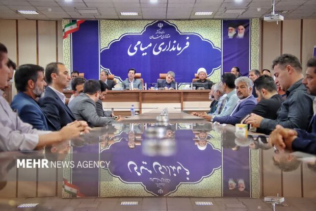 تاکید استاندار سمنان به ظرفیتهای طلایی میامی؛ بررسی چالشهای زیرساختی تاکید استاندار سمنان به ظرفیتهای طلایی میامی؛ بررسی چالشهای زیرساختی