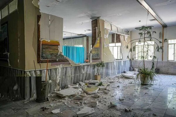 روایت تکاندهنده از نجات پزشک زندان اوین توسط زندانیان روایت تکاندهنده از نجات پزشک زندان اوین توسط زندانیان