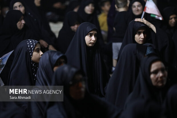 آئین بدرقه پیکر شهید «سید حسن حسینی نژاد» در مشهد