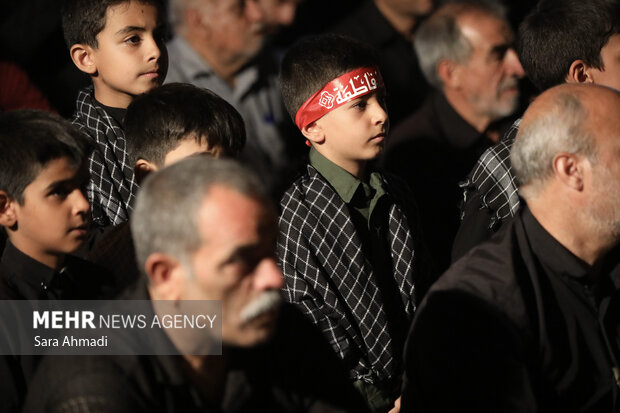 آئین بدرقه پیکر شهید «سید حسن حسینی نژاد» در مشهد