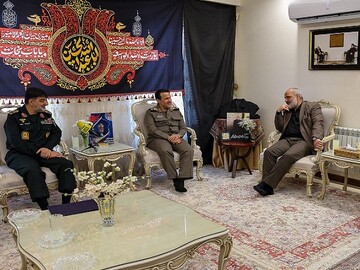 العميد "رادان" يلتقي مع عائلة الشهيد طهرانجي