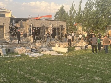 ۱۷ بنای نیمه کاره و دیوارکشی غیر مجاز در مزارع چمستان تخریب شد