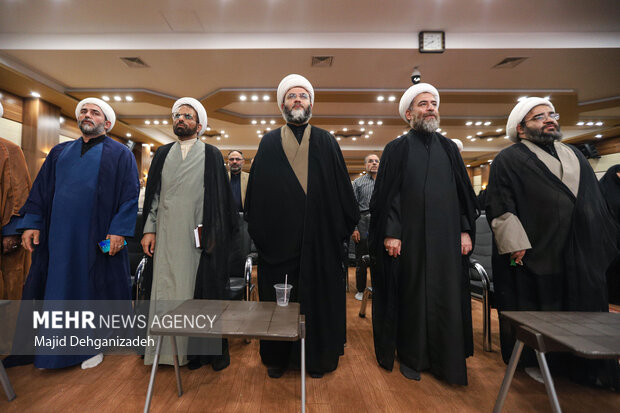 نشست فعال فرهنگی و قرآنی استان یزد با رئیس سازمان تبلیغات اسلامی