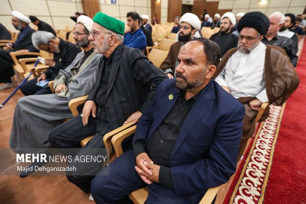 نشست فعال فرهنگی و قرآنی استان یزد با رئیس سازمان تبلیغات اسلامی