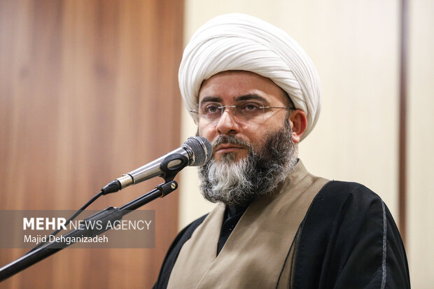 نشست فعال فرهنگی و قرآنی استان یزد با رئیس سازمان تبلیغات اسلامی