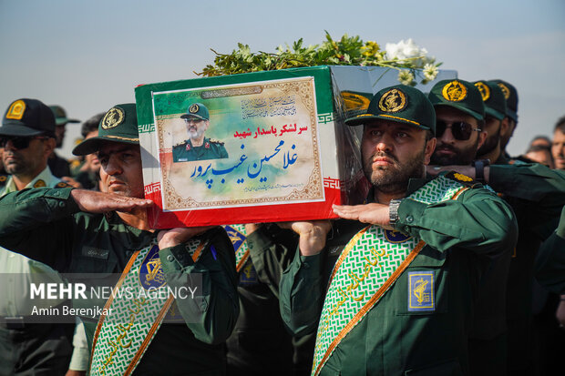 استقبال از پیکر سردار شهید غیب پرور