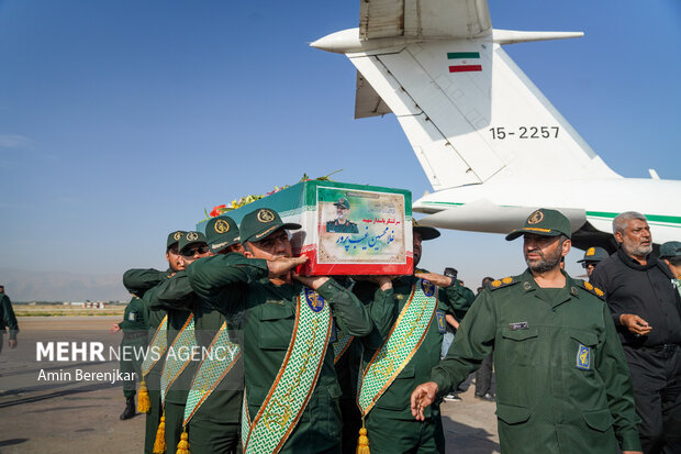 استقبال از پیکر سردار شهید غیب پرور
