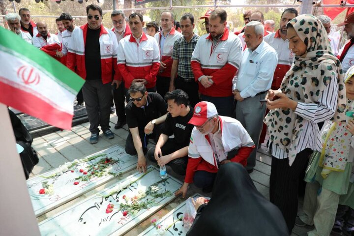 یادبود شهدای امدادگر جنگ ۱۲ روزه تحمیلی در تهران برگزار شد یادبود شهدای امدادگر جنگ ۱۲ روزه تحمیلی در تهران برگزار شد