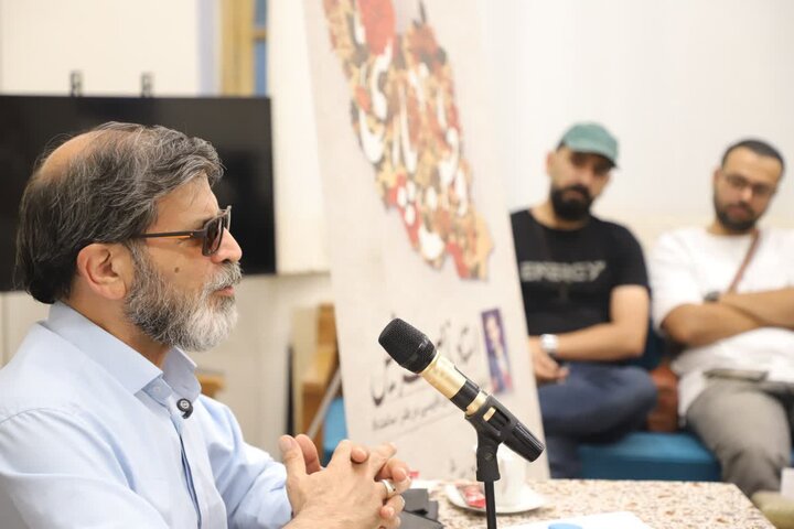 ناصر فیض: طنزپردازی بدون ادبیات فارسی شوخی بی‌ریشه است
